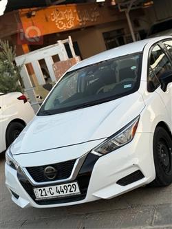 نيسان فيرسا